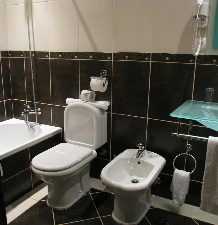 Hotel Avenida Praia - Resim 13