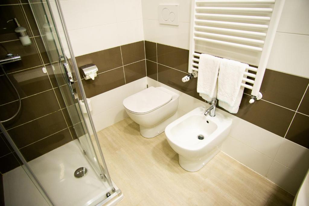 Koupelna v ubytování Hotel Glis