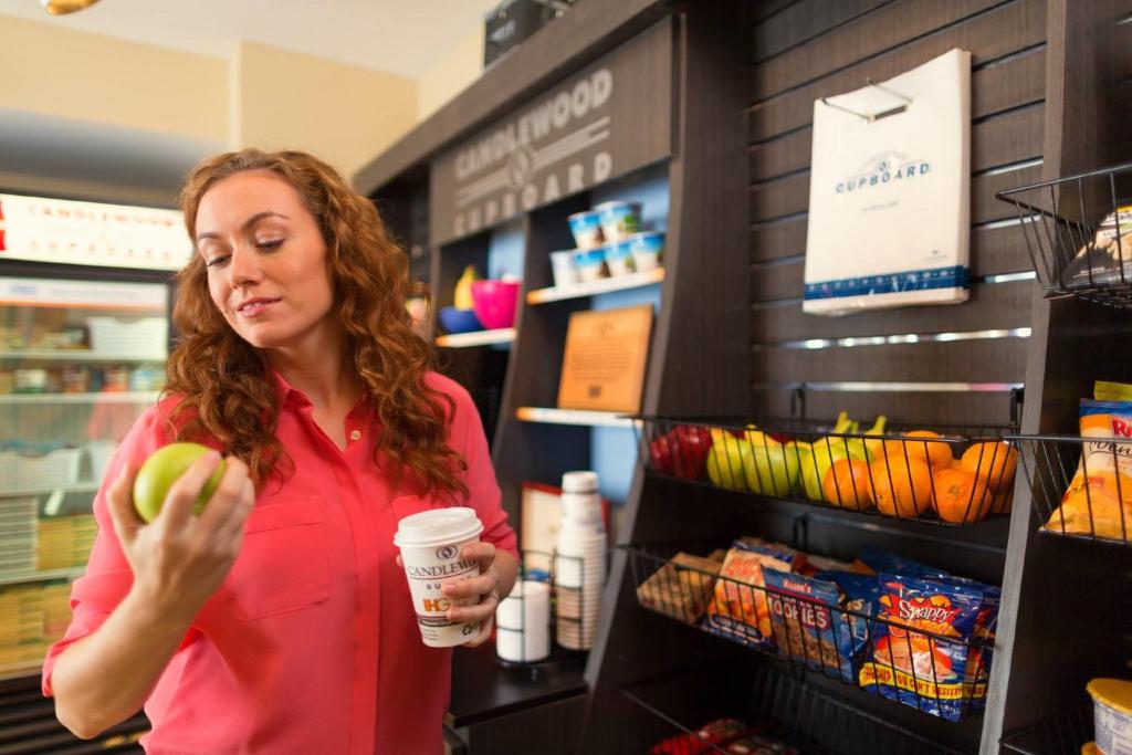 Candlewood Suites Pittsburgh-Cranberry by IHG photo