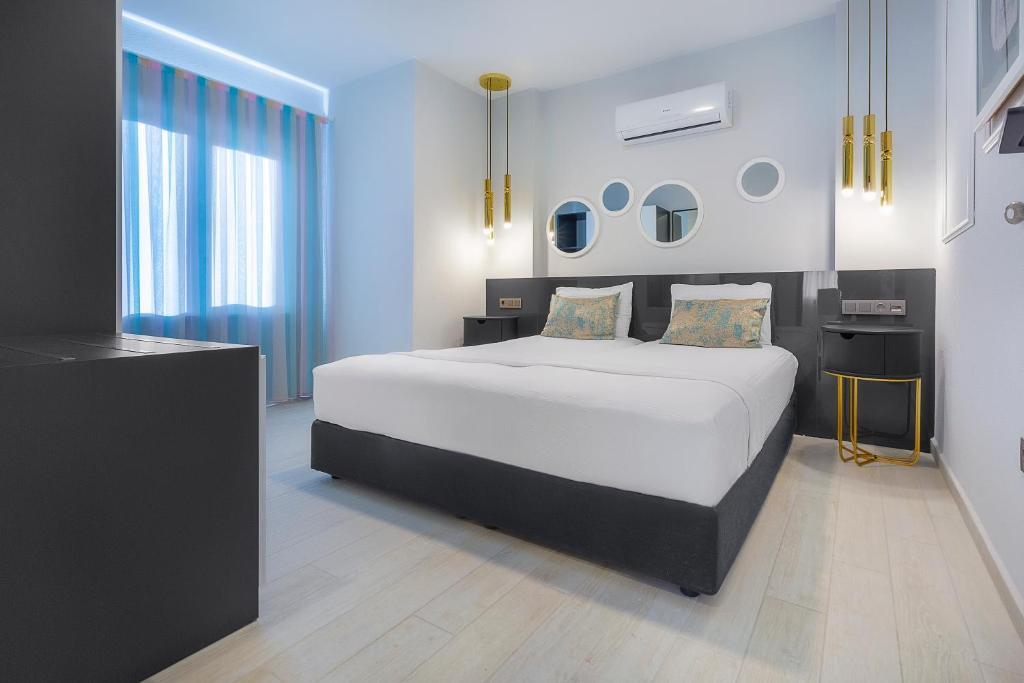 Twin Apart Hotel - 8