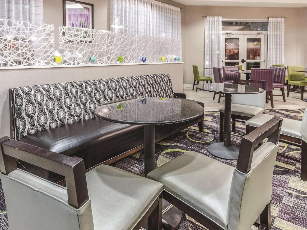 La Quinta by Wyndham Grand Junction Airport photo