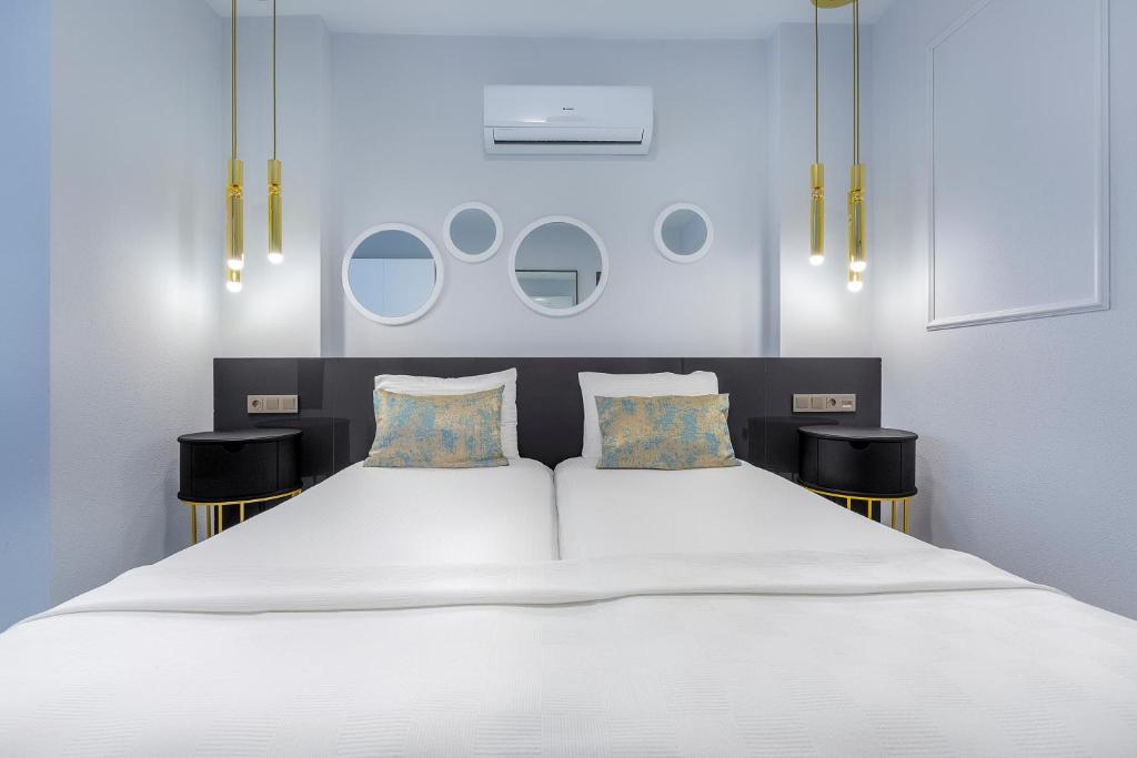 Twin Apart Hotel - 7