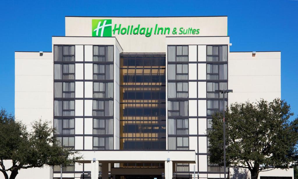 una representación de un hotel de suites de posada en Holiday Inn Hotel and Suites Beaumont-Plaza I-10 & Walden, an IHG Hotel, en Beaumont