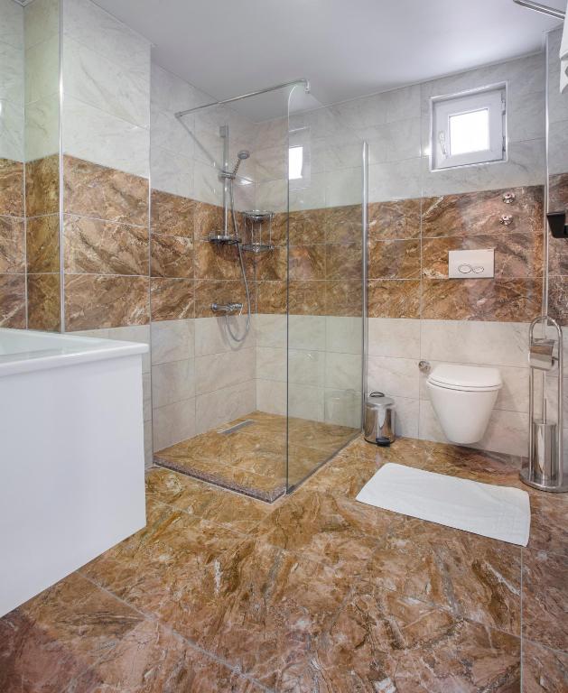 Twin Apart Hotel - 19