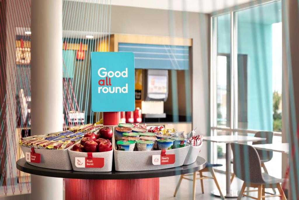 avid hotels - Lancaster by IHG photo
