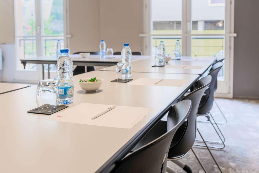 Kyriad Lille Gare - Grand Palais - Resim 24