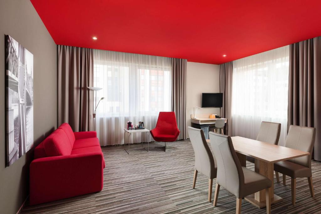 A seating area at Park Inn By Radisson Budapest