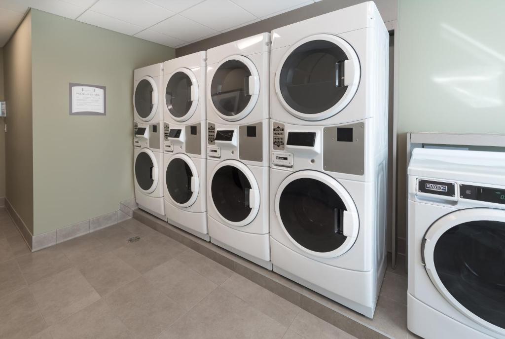 Staybridge Suites - Saskatoon - University by IHG - Resim 16