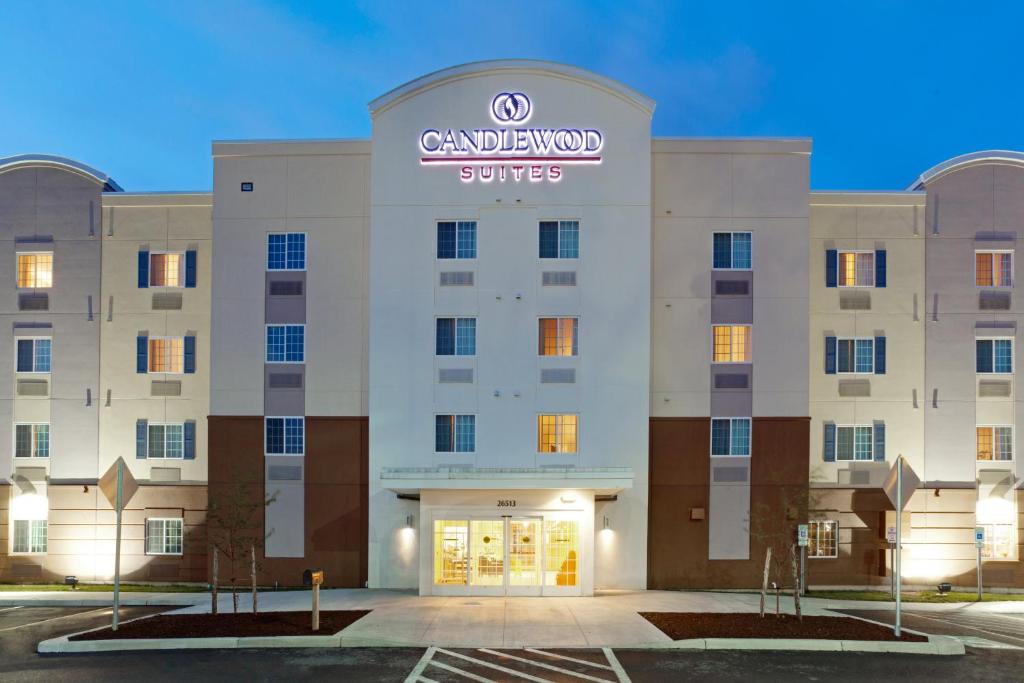 una representación de la parte delantera de un hotel de suites Cranbrook en Candlewood Suites Denver North - Thornton, an IHG Hotel en Thornton
