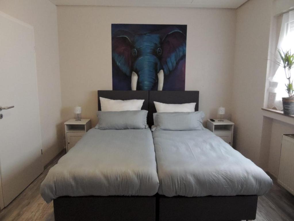 Gästehaus Holiday - Double Room With Private Bathroom