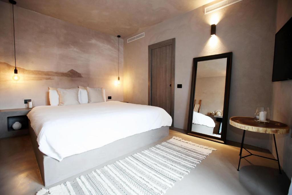 Casa Nostra Boutique Hotel & Spaにあるベッド