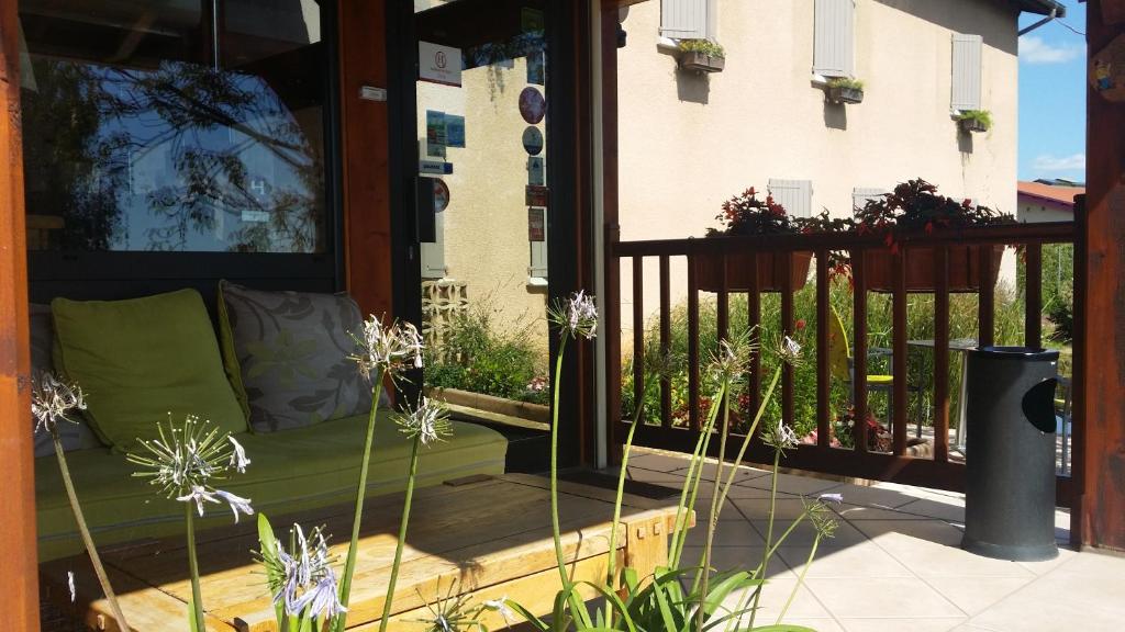 Zahrada ubytování Logis Hotel Des Grands Vins