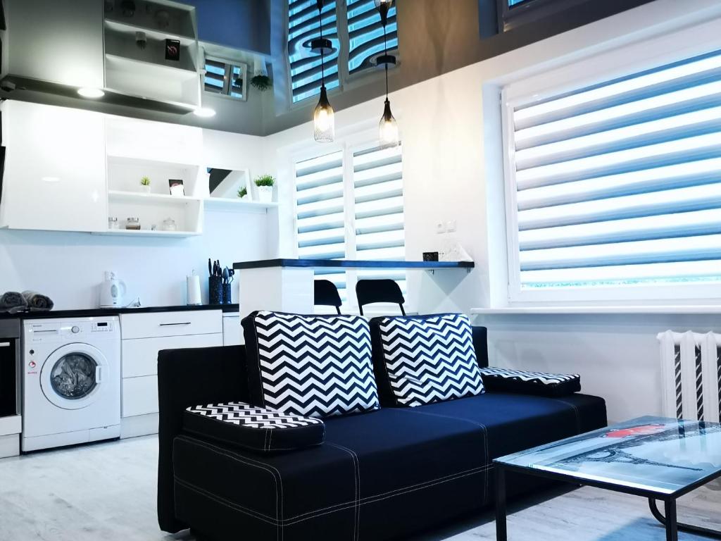 Black & White Studio, Anykščiai