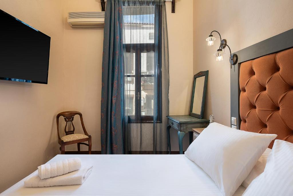 Old Town Suites - 16