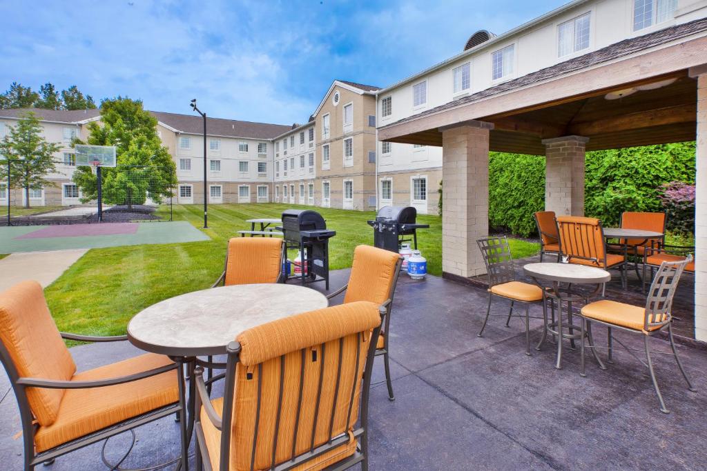 Staybridge Suites Cleveland Mayfield Heights Beachwood by IHG photo