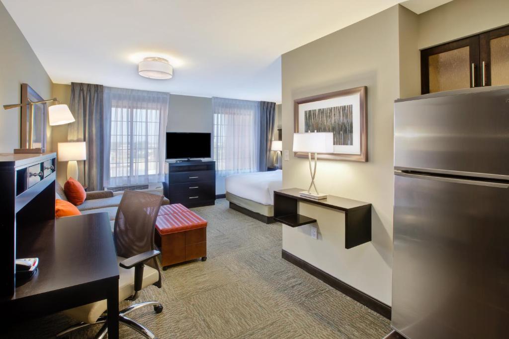 Staybridge Suites - Benton Harbor-St. Joseph by IHG photo