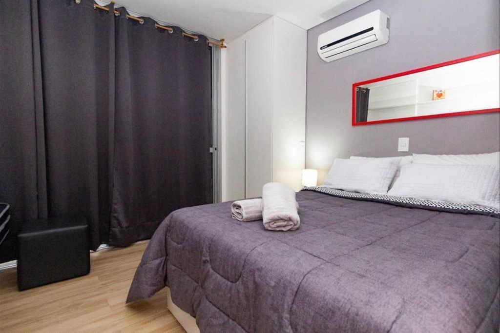  Apartamento c/infinity pool prox shopping Frei Caneca 704