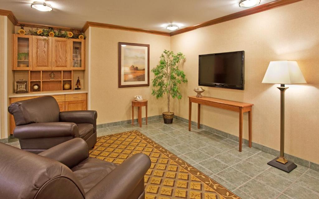 Candlewood Suites Junction City - Ft. Riley, an IHG Hotel