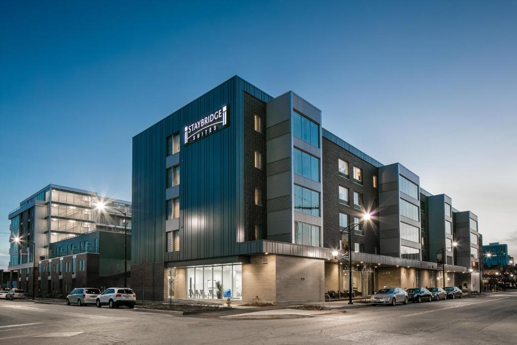 Staybridge Suites Des Moines Downtown by IHG photo