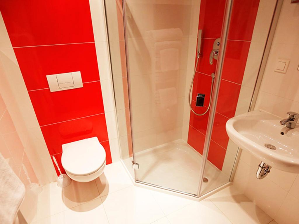 Koupelna v ubytování Hotel Otoliński