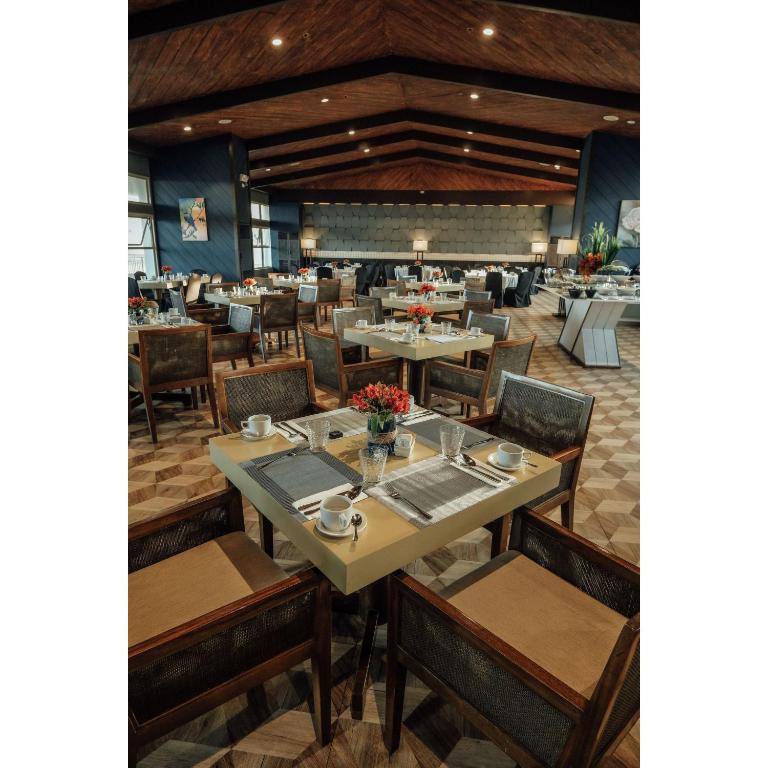 Restaurace v ubytování Summit Ridge Tagaytay - Newly Renovated