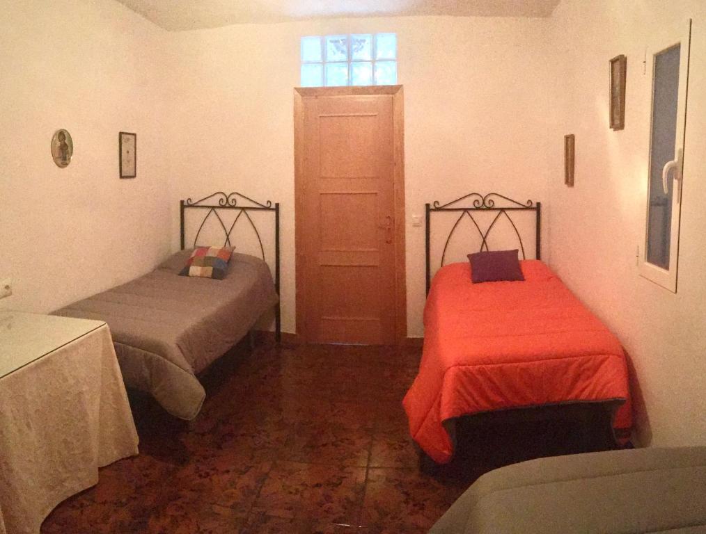 La Granada - Three-Bedroom Apartment
