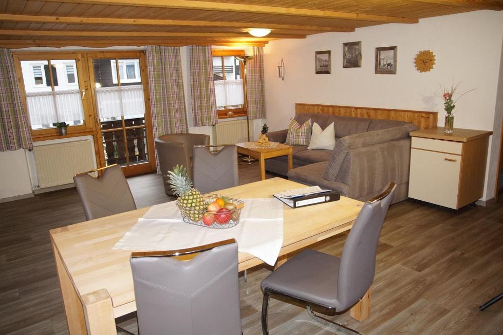 Posezení v ubytování Ferienwohnung Hartmann