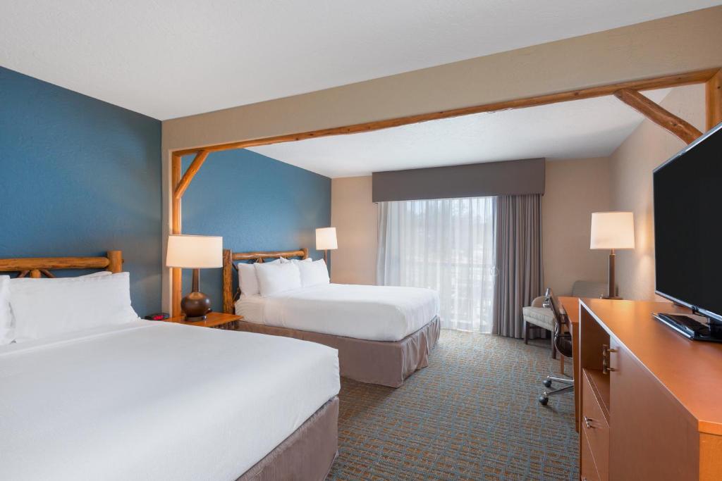 Holiday Inn Resort The Lodge at Big Bear Lake, an IHG Hotel - 