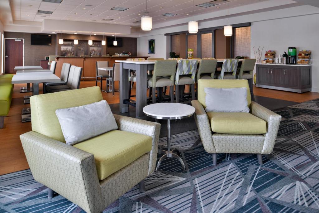 Holiday Inn Hotel & Suites Rochester - Marketplace by IHG photo