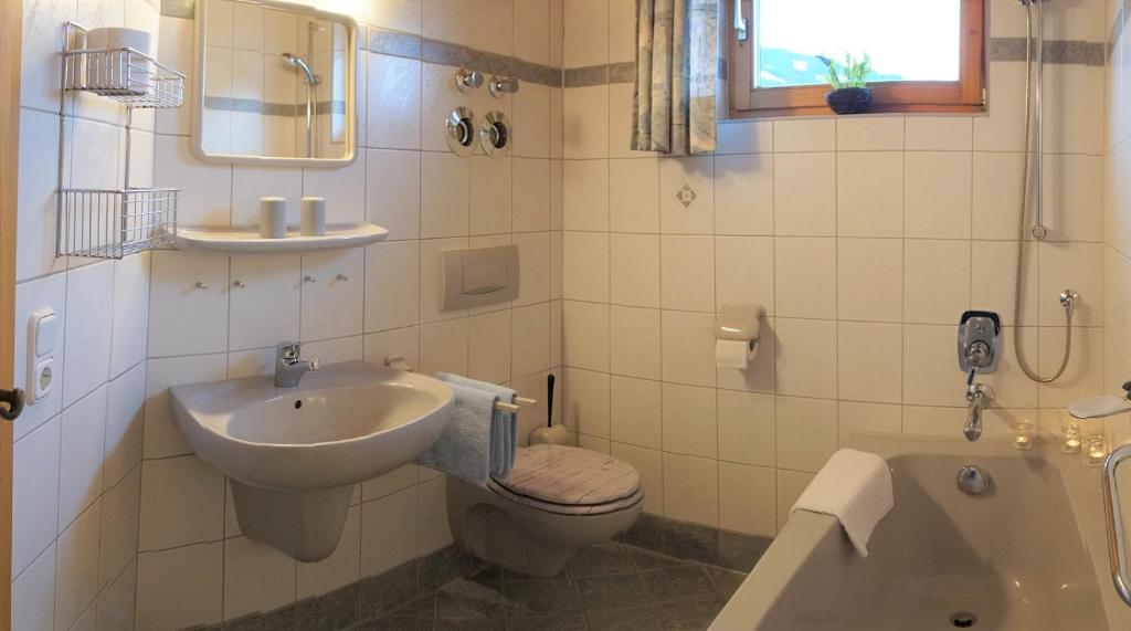 Koupelna v ubytování Ferienwohnung Hartmann