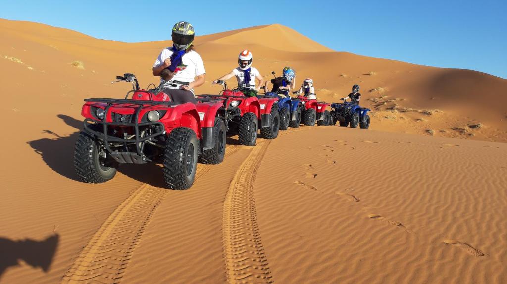 Hosté ubytování Erg Merzouga Desert Camp