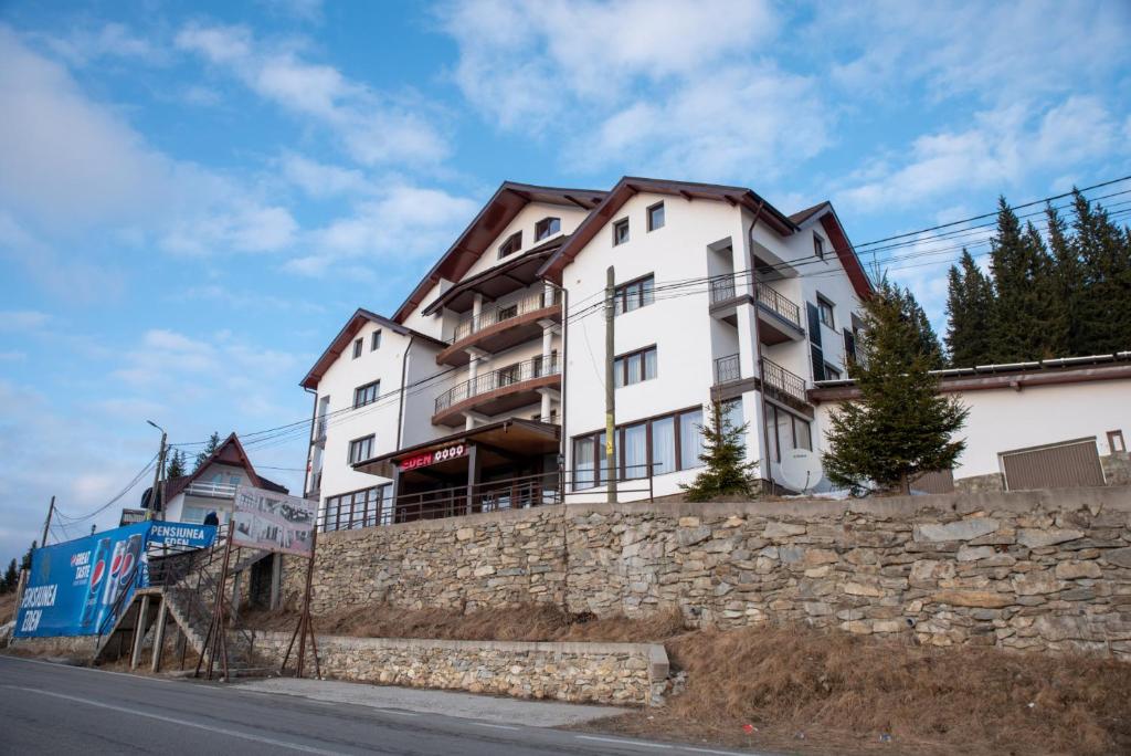 Gallery image of Pensiunea Eden in Ranca