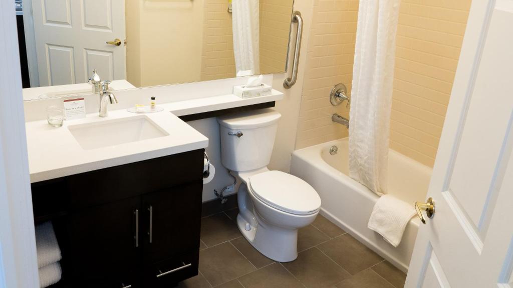 Candlewood Suites Saint Joseph - Benton Harbor by IHG photo