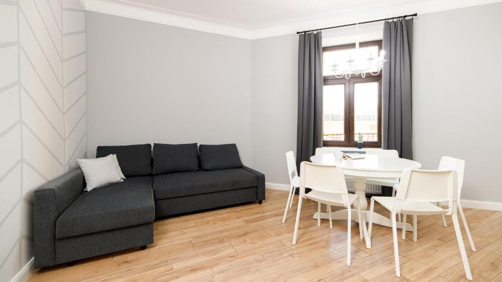 Posedenie v ubytovaní Native Apartments Blich 7