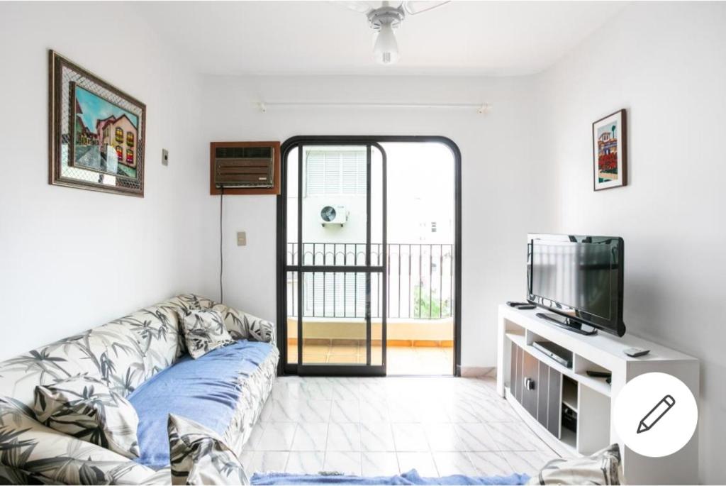  Apartamento em Guarujá 350 da Praia da Enseada proximo ao aquário