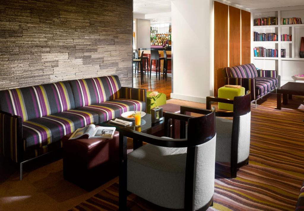 Posezení v ubytování Radisson Blu Hotel, Bristol