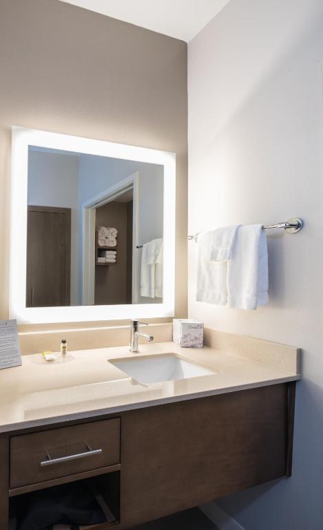 Staybridge Suites - Lake Jackson by IHG - Error