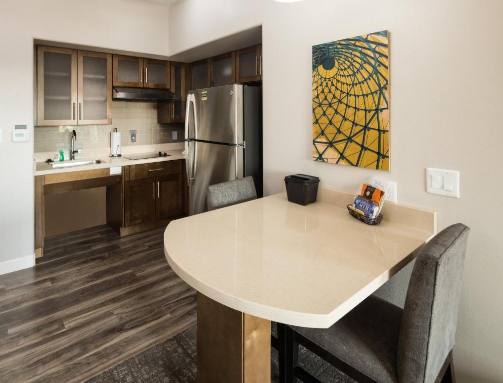 Staybridge Suites - Lake Jackson by IHG - Error