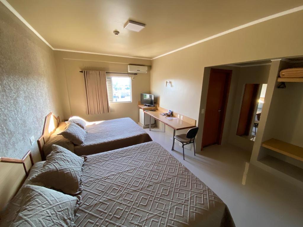  JP Palace Hotel