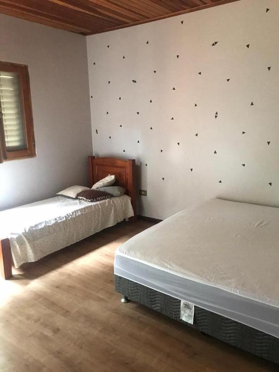  Chacará com piscina em Jarinu