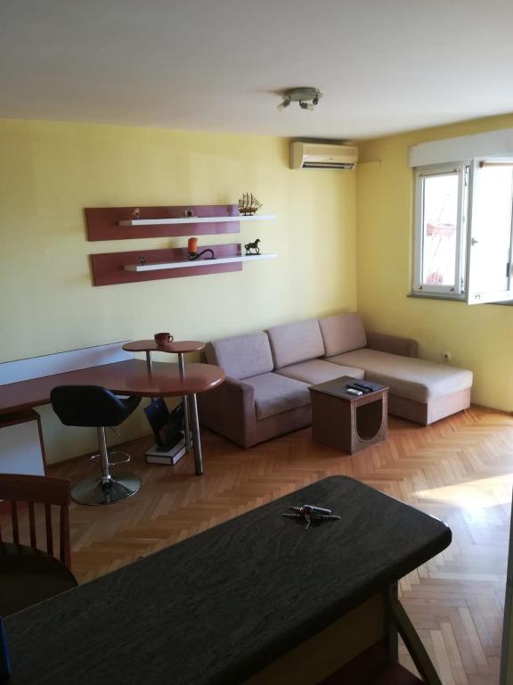 Posedenie v ubytovaní Apartman Stanić