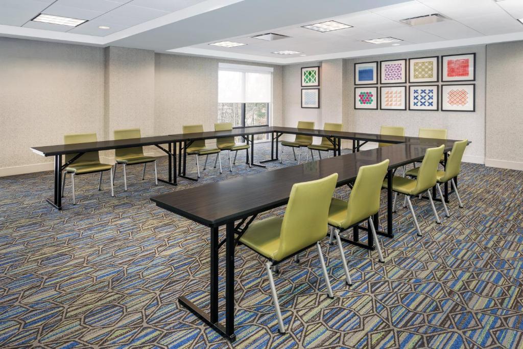 Holiday Inn Express South Portland by IHG photo