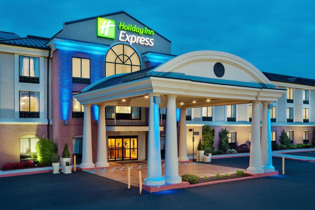 Holiday Inn Express and Suites Quakertown - Allentown Area by IHG photo