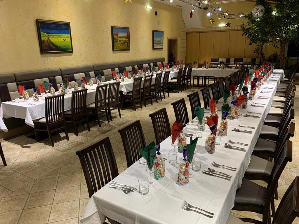 Restaurace v ubytování Weinhotel Kirchenwirt