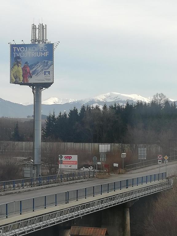 Výhľad na hory alebo výhľad na hory priamo z apartmánu