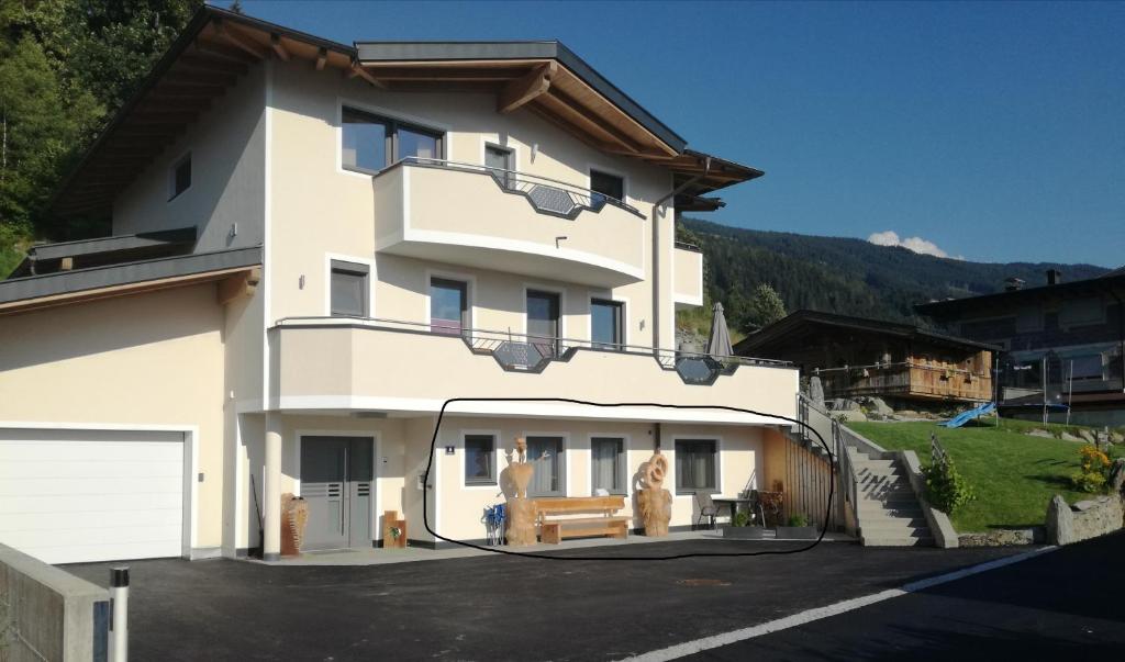 Výhľad na hory alebo výhľad na hory priamo z apartmánu