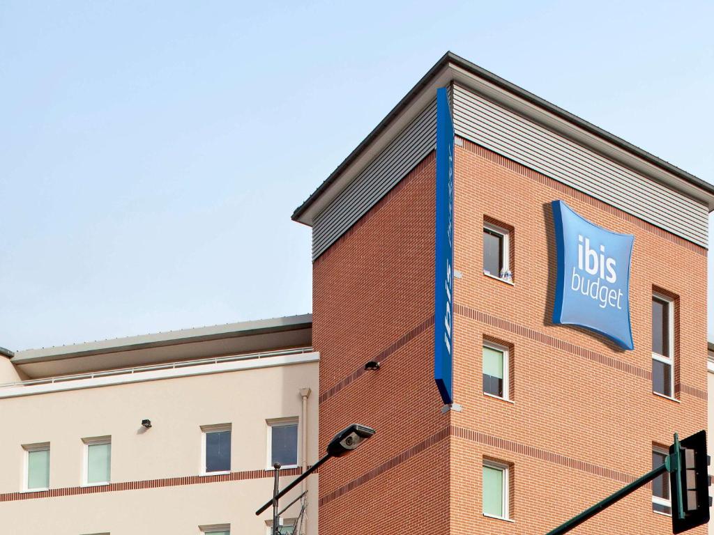 Gallery image of ibis budget Mantes-la-Jolie in Mantes-la-Jolie