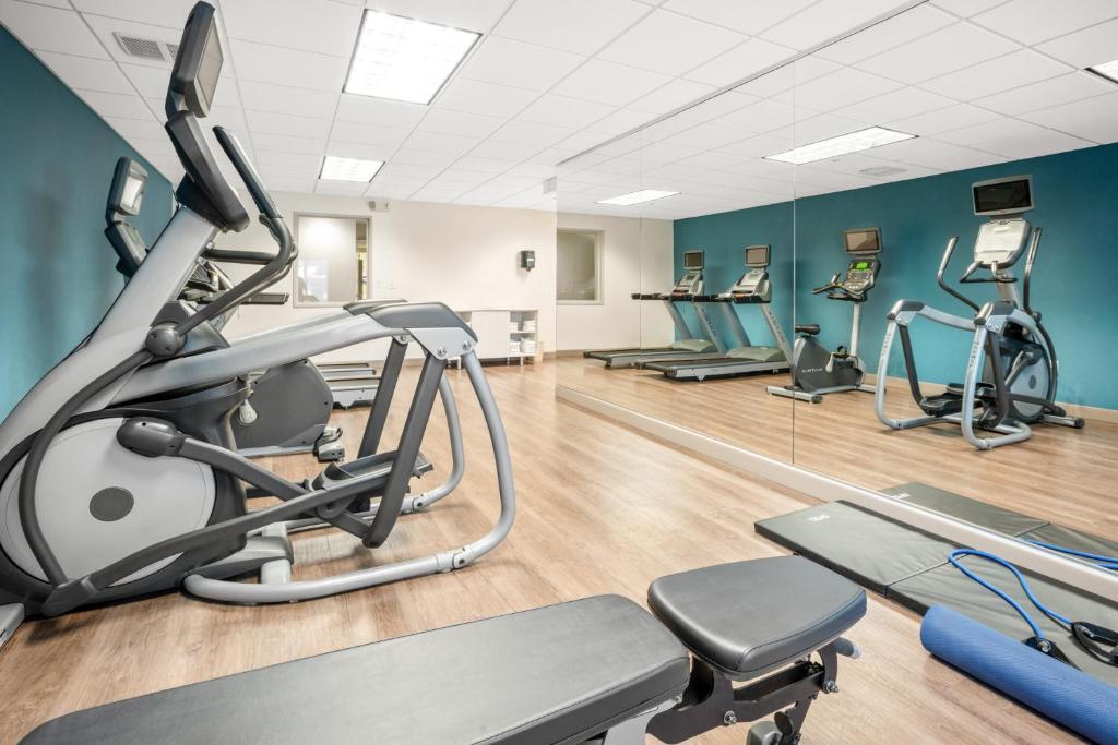 Holiday Inn Express Hotel & Suites Marysville by IHG photo