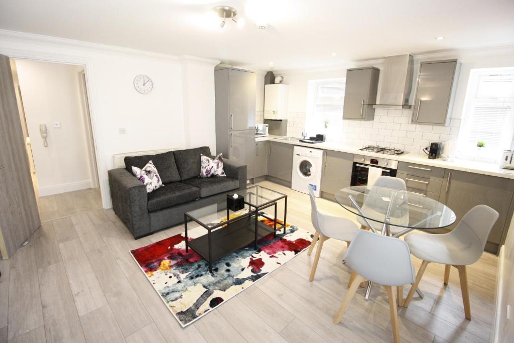 Willow Serviced Apartments - The Walk 3
