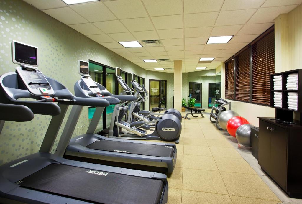 Holiday Inn Cincinnati-Eastgate by IHG photo